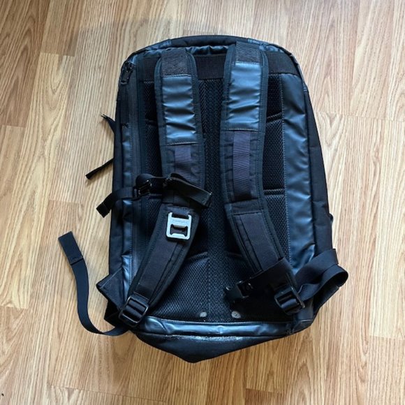Timbuk2 Jet Laptop Backpack Pack Black Waterproof - Picture 2 of 9